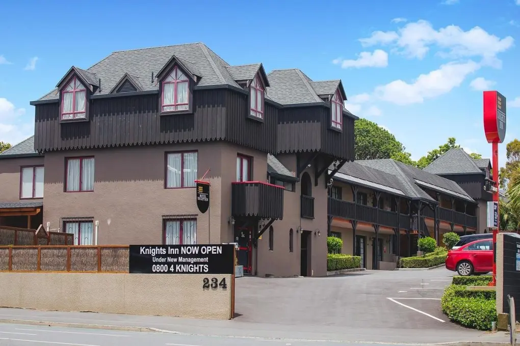 knights inn external